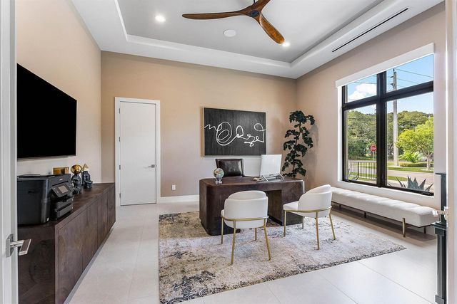 499 NE 4th Street, Boca Raton, FL 33432