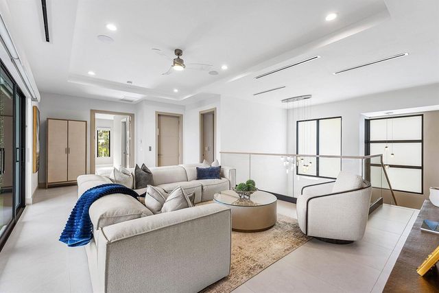 499 NE 4th Street, Boca Raton, FL 33432