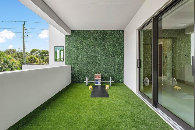 499 NE 4th Street, Boca Raton, FL 33432