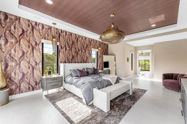 499 NE 4th Street, Boca Raton, FL 33432