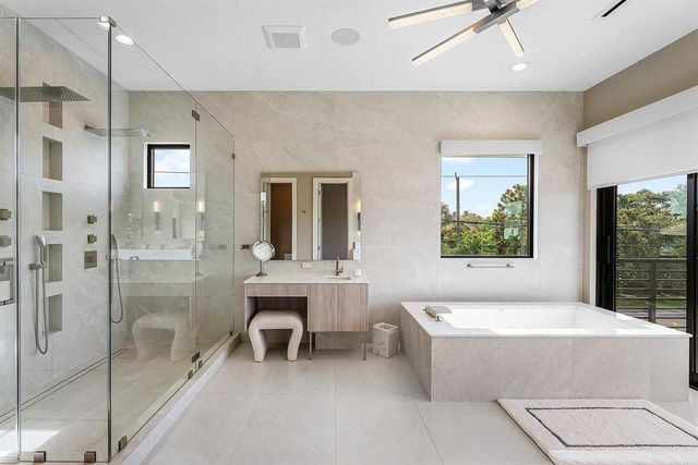 499 NE 4th Street, Boca Raton, FL 33432