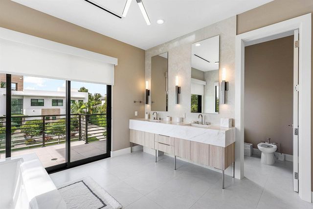 499 NE 4th Street, Boca Raton, FL 33432