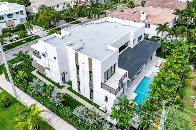 499 NE 4th Street, Boca Raton, FL 33432