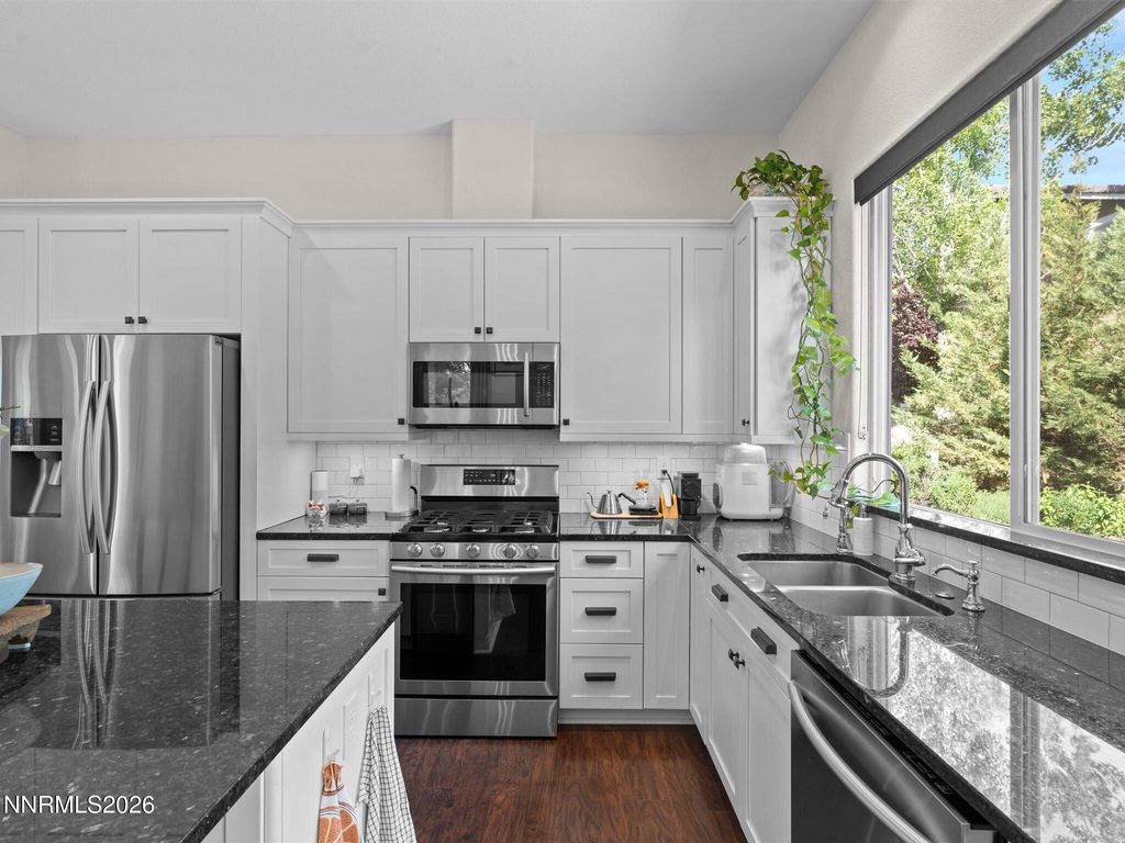 Image 21 of property listing at 1610 Box Canyon Drive, Reno, NV 89521