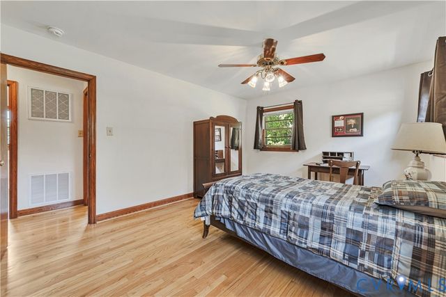 712 Fredericks Hall Rd, Bumpass, VA 23024