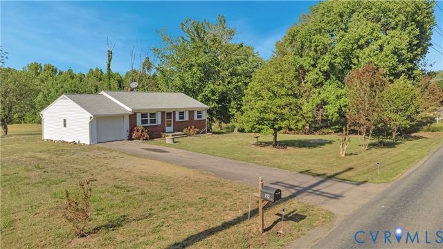 712 Fredericks Hall Rd, Bumpass, VA 23024