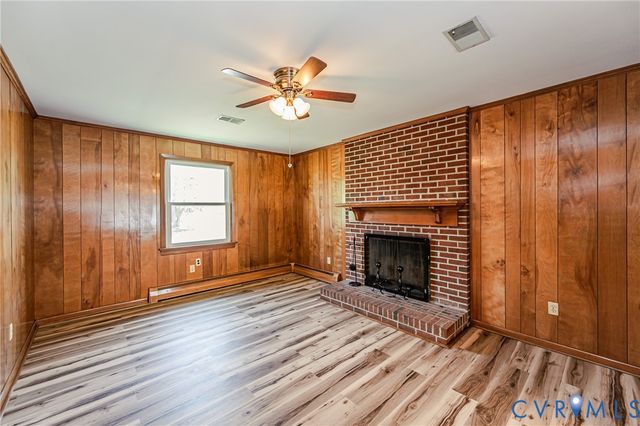 7331 Sandy Ln, Mechanicsville, VA 23111
