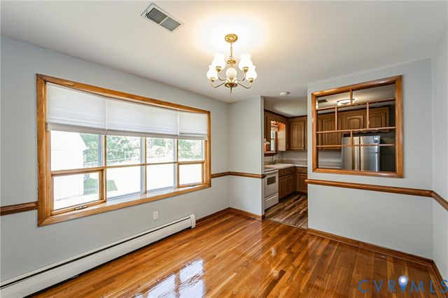 7331 Sandy Ln, Mechanicsville, VA 23111
