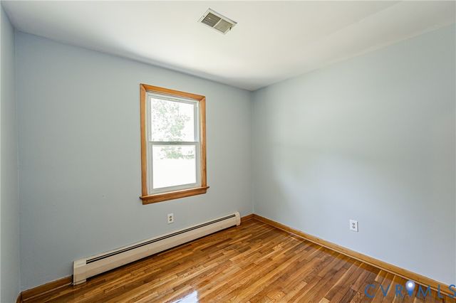 7331 Sandy Ln, Mechanicsville, VA 23111