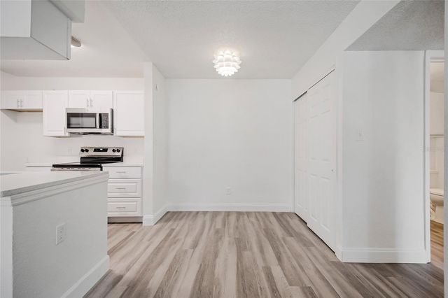 5530 CHRISHIRE WAY D109, Orlando, FL 32822
