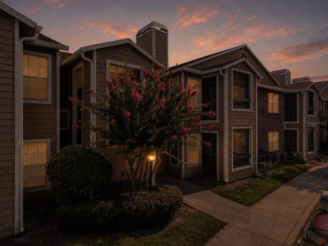 5530 CHRISHIRE WAY D109, Orlando, FL 32822