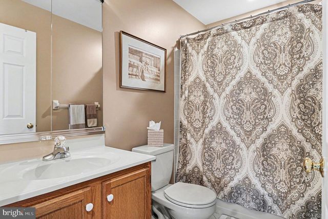 112 MEDINAH DR, Blue Bell, PA 19422