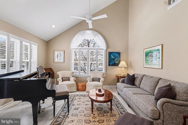 112 MEDINAH DR, Blue Bell, PA 19422