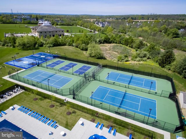 112 MEDINAH DR, Blue Bell, PA 19422