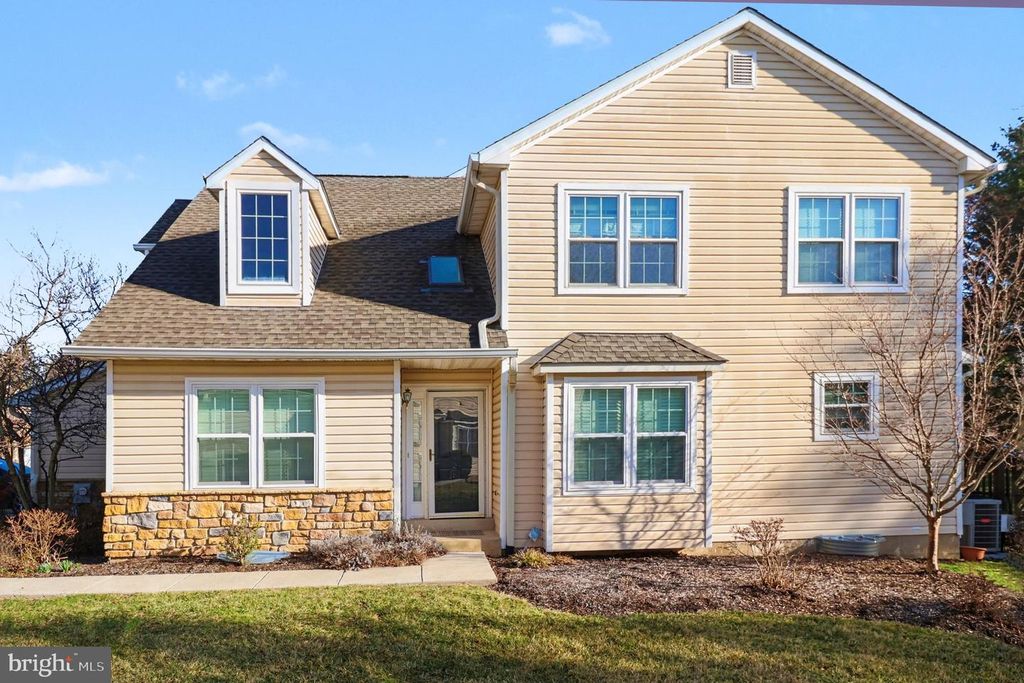 112 MEDINAH DR, Blue Bell, PA 19422