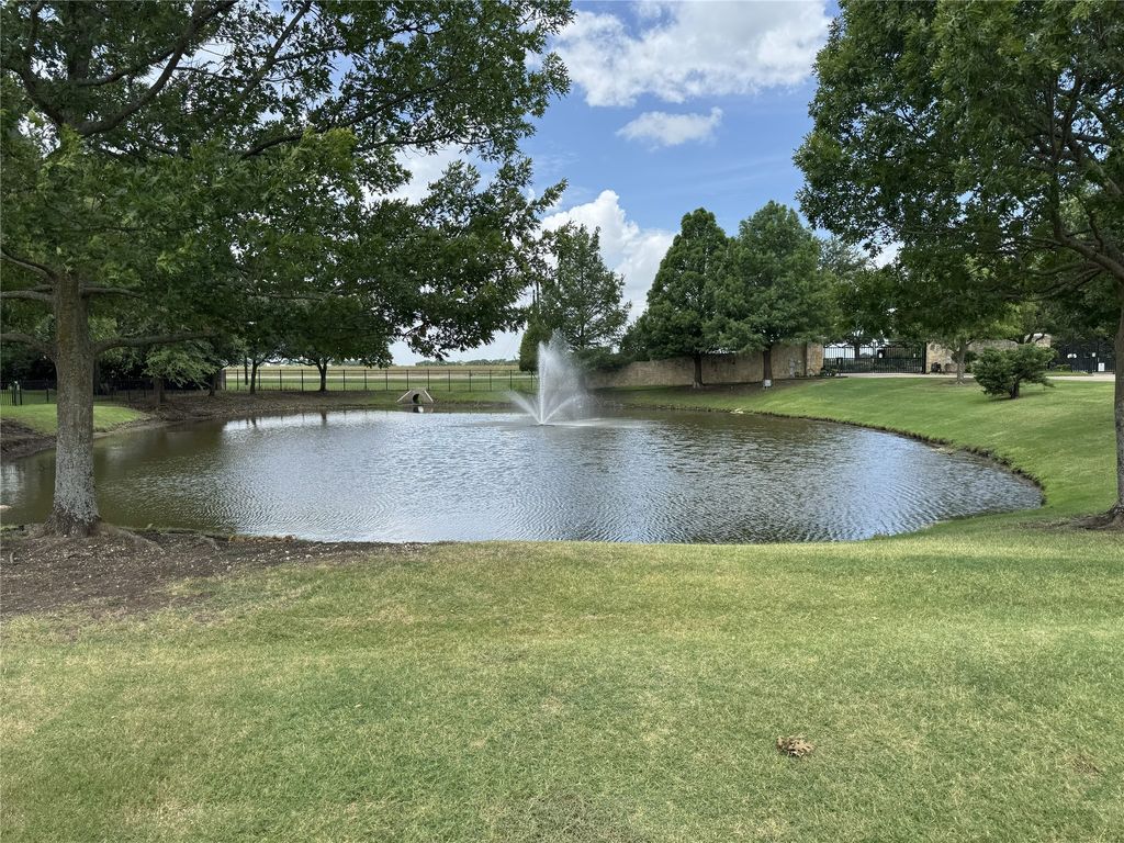 E-19 Waterstone Estates Drive, Mckinney, TX 75071