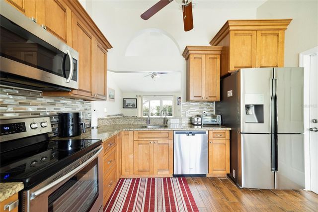 213 SUNSET CT, Davenport, FL 33837