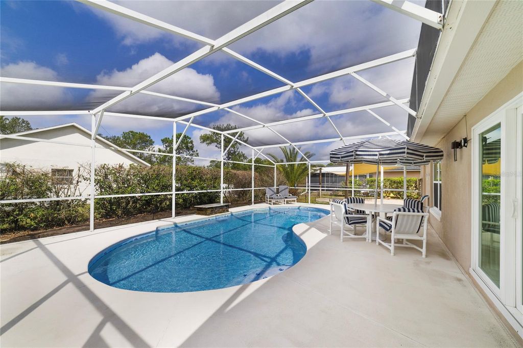 Image 17 of property listing at 213 SUNSET CT, Davenport, FL 33837