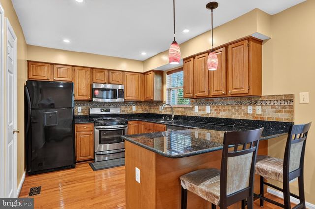 6888 KERRYWOOD CIR, Centreville, VA 20121