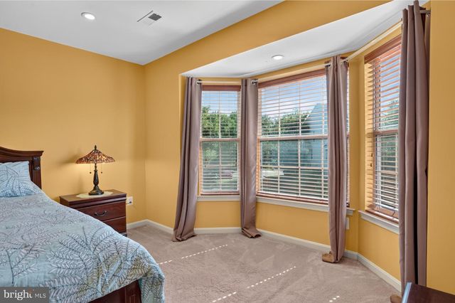 6888 KERRYWOOD CIR, Centreville, VA 20121