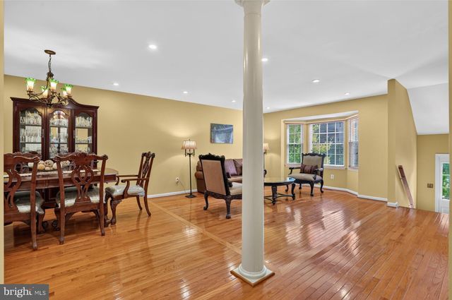 6888 KERRYWOOD CIR, Centreville, VA 20121