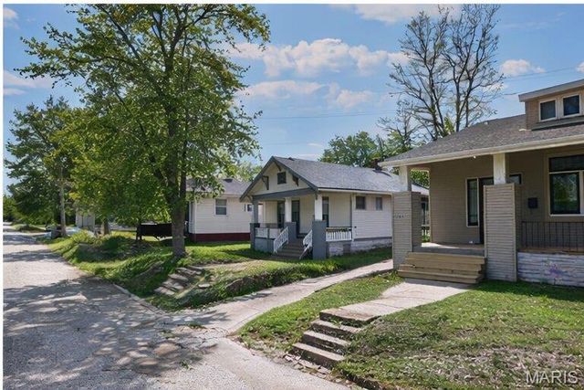 1817 N 42nd Street, East St Louis, IL 62204