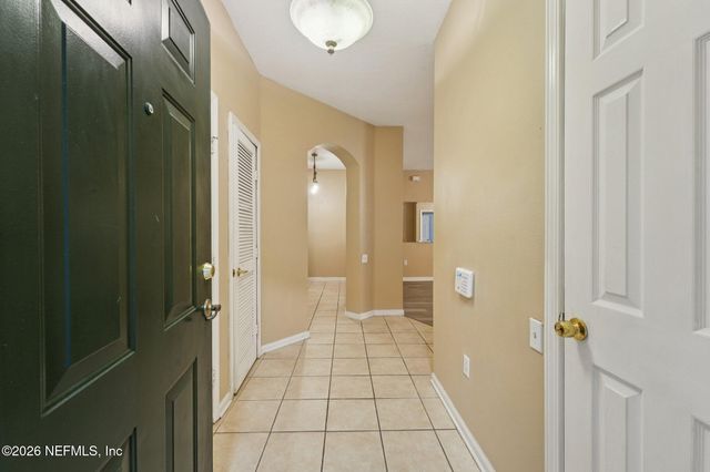 7990 BAYMEADOWS Road E 1001, Jacksonville, FL 32256