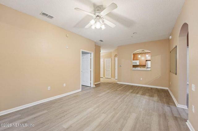 7990 BAYMEADOWS Road E 1001, Jacksonville, FL 32256