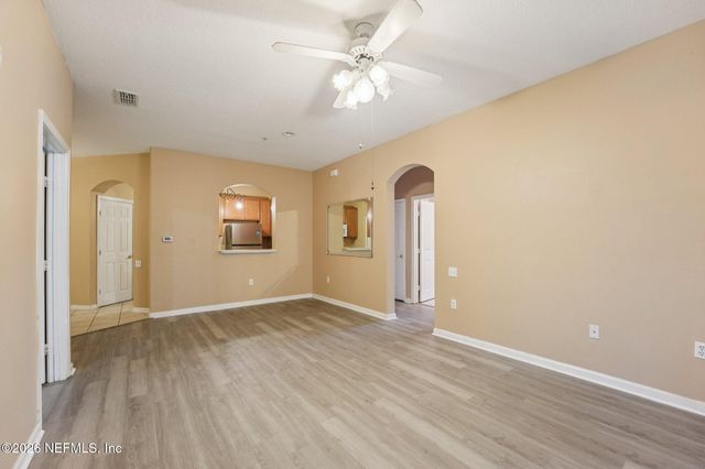 7990 BAYMEADOWS Road E 1001, Jacksonville, FL 32256