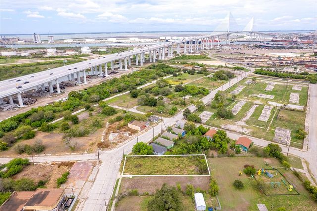 1222 Sam Rankin St, Corpus Christi, TX 78401