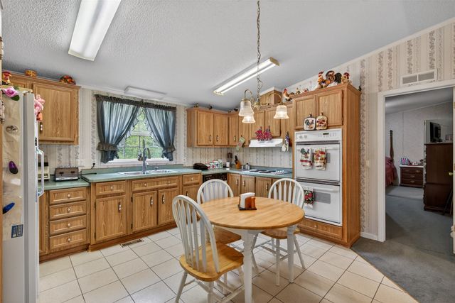 6772 Greenway Avenue, Shreveport, LA 71119