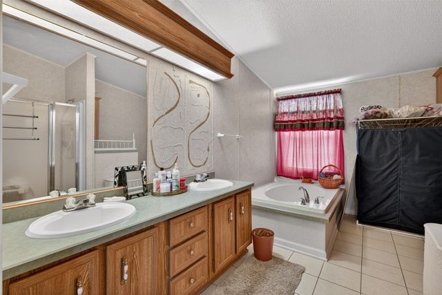 6772 Greenway Avenue, Shreveport, LA 71119