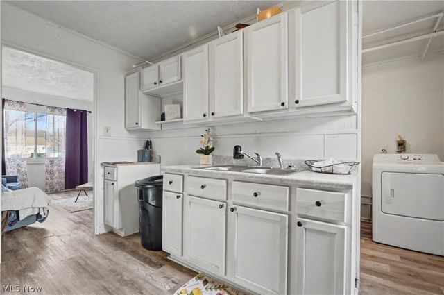 1276 Frederick Boulevard, Akron, OH 44320