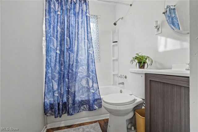 1276 Frederick Boulevard, Akron, OH 44320