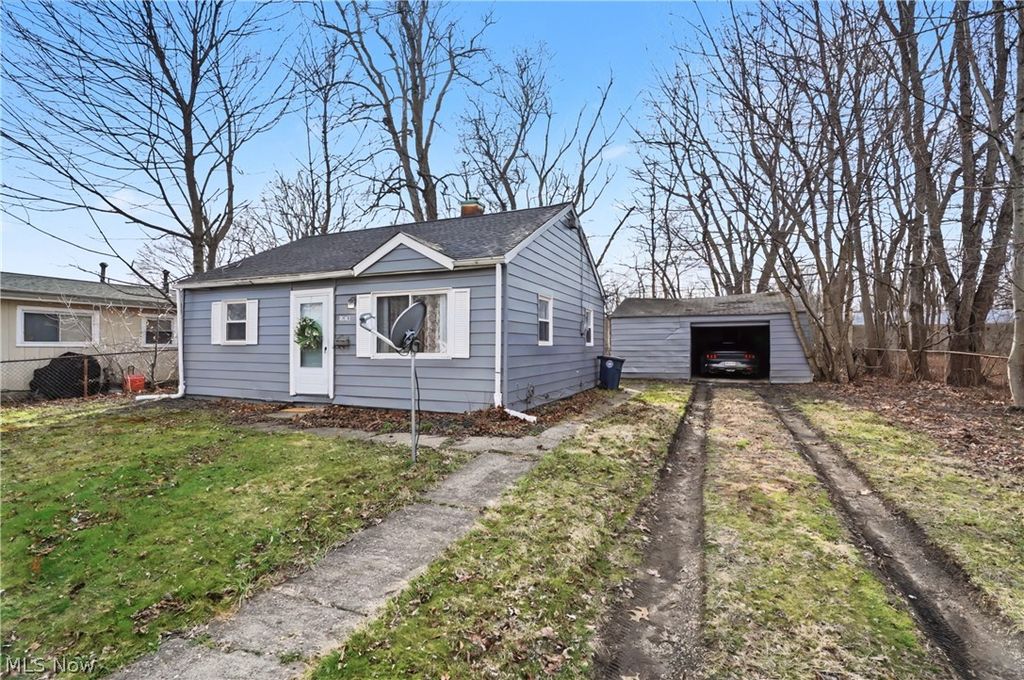 1276 Frederick Boulevard, Akron, OH 44320