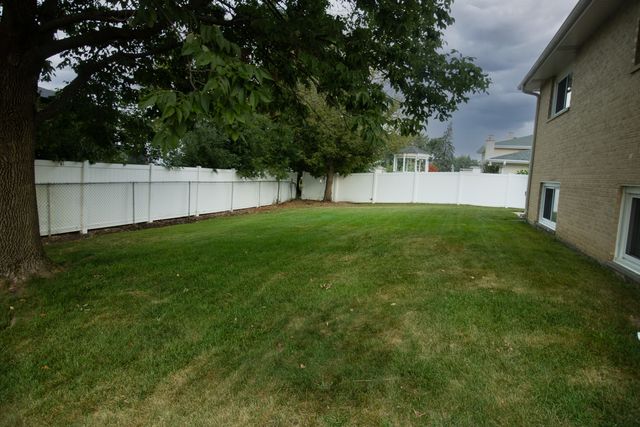 7202 Exner Road, Darien, IL 60561