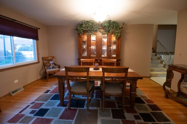 7202 Exner Road, Darien, IL 60561