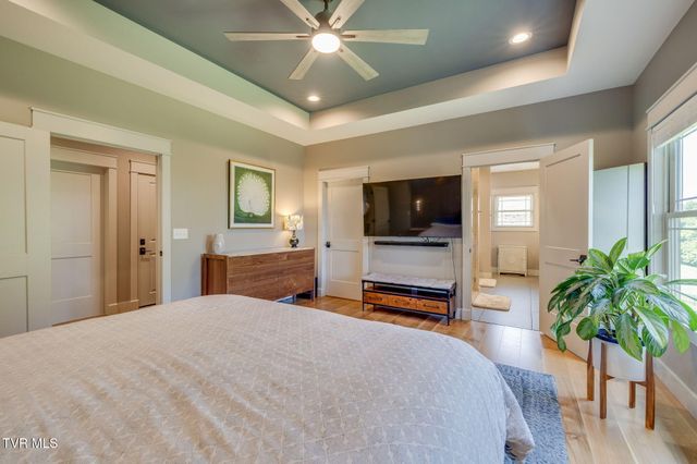 823 Hales Chapel Road, Johnson City, TN 37615