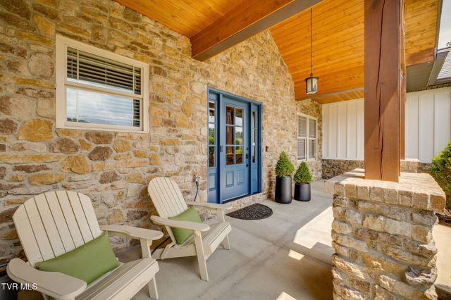 823 Hales Chapel Road, Johnson City, TN 37615