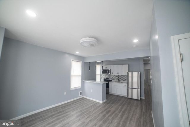 6515 N PARK AVE, Philadelphia, PA 19126