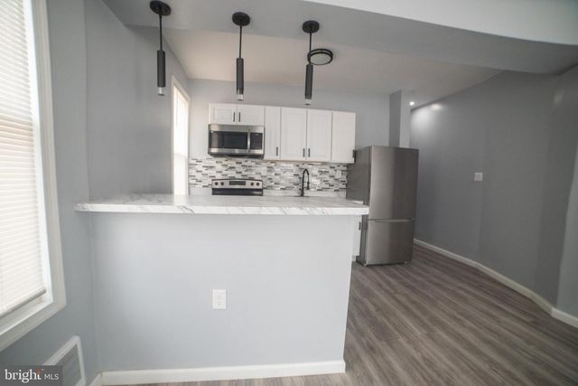 6515 N PARK AVE, Philadelphia, PA 19126