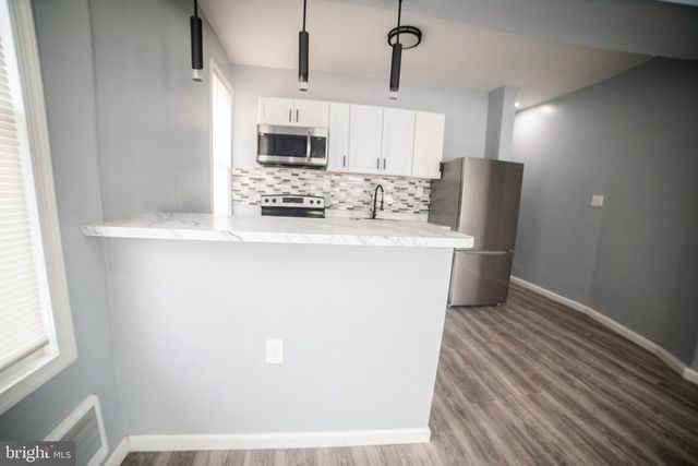 6515 N PARK AVE, Philadelphia, PA 19126