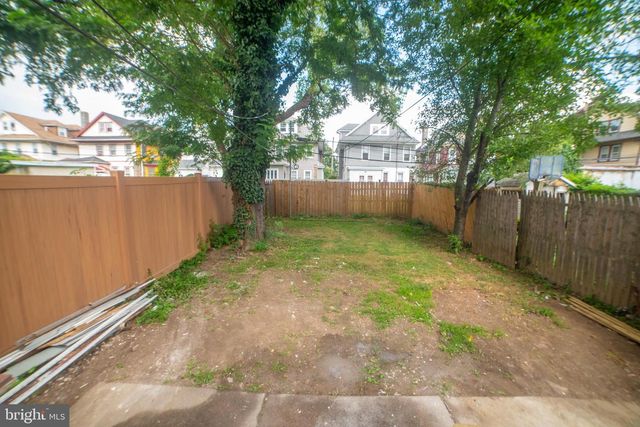 6515 N PARK AVE, Philadelphia, PA 19126