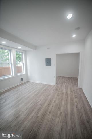 6515 N PARK AVE, Philadelphia, PA 19126