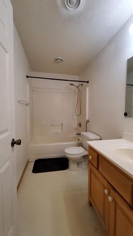 307 13th Avenue N, Princeton, MN 55371