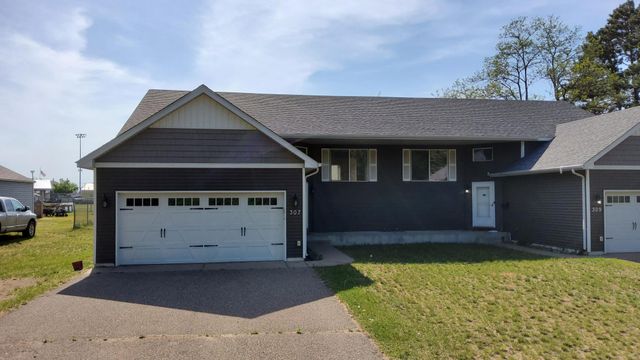 307 13th Avenue N, Princeton, MN 55371