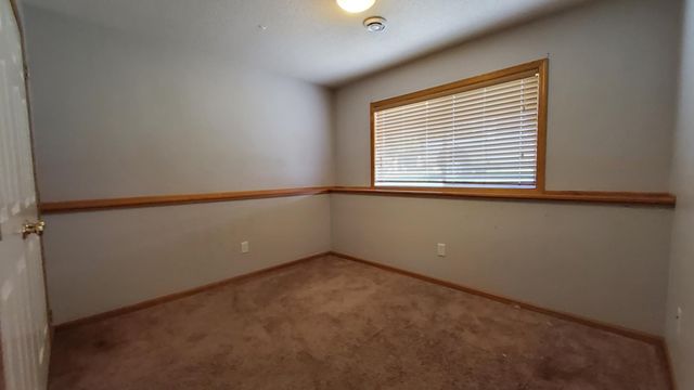 307 13th Avenue N, Princeton, MN 55371