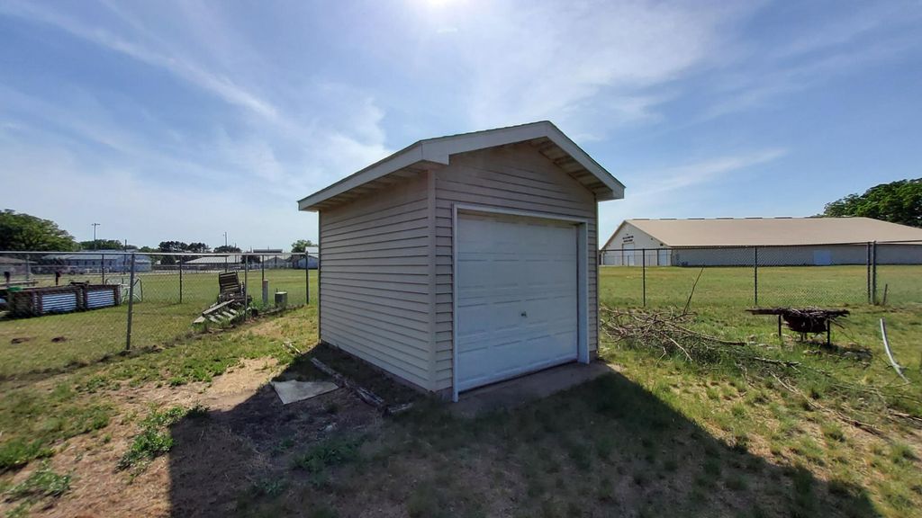 307 13th Avenue N, Princeton, MN 55371 — photo 4