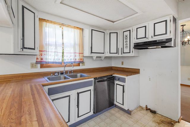 933 E Bocock Road, Marion, IN 46952