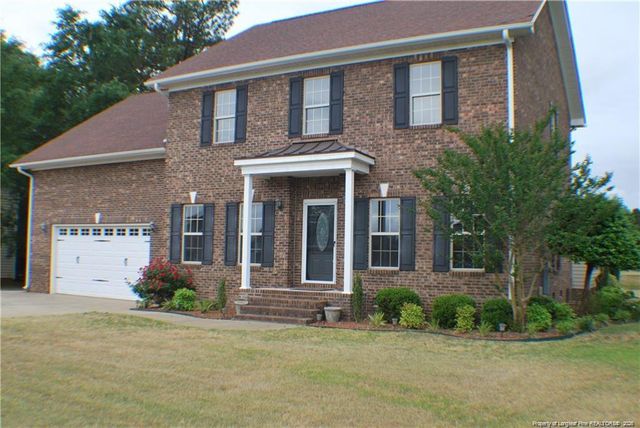 845 Log Cabin Road, Fayetteville, NC 28312